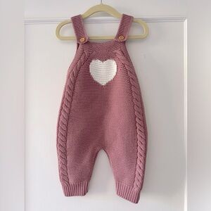 💗 Pink snuggly Knit Baby Girl Overalls sz 3-6 months💗